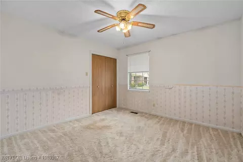 Bedroom - 4638 Victoria Dr, Fort Smith, AR 72904 photo 5 of 9