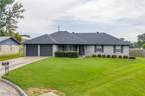 4638 Victoria Dr, Fort Smith, AR 72904