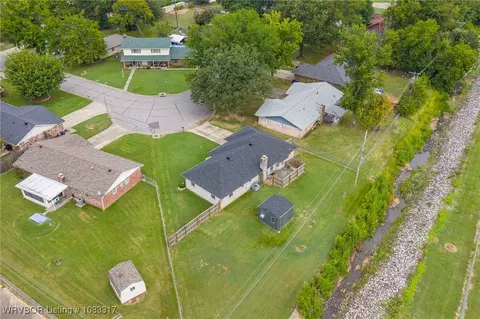 View/Area - 4638 Victoria Dr, Fort Smith, AR 72904 photo 3 of 5