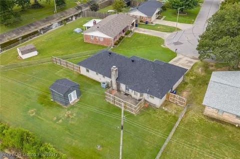 View/Area - 4638 Victoria Dr, Fort Smith, AR 72904 photo 2 of 5