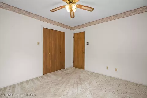 Bedroom - 4638 Victoria Dr, Fort Smith, AR 72904 photo 8 of 9