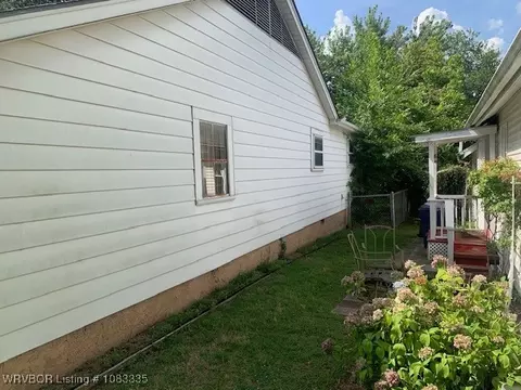 Exterior - 2307 S M St, Fort Smith, AR 72901 photo 1 of 1
