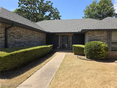 9510 Kingswalk, Fort Smith, AR 72908 photo 2