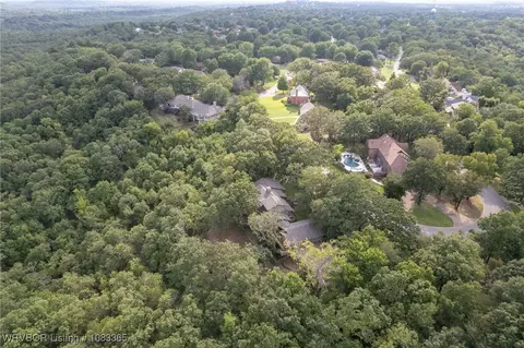 View/Area - 10301 Stoneleige St, Fort Smith, AR 72908 photo 1 of 4