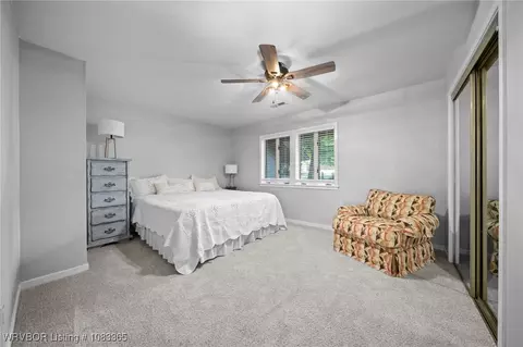 Bedroom - 10301 Stoneleige St, Fort Smith, AR 72908 photo 2 of 5