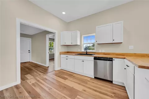 Kitchen - 2029 N 12th St, Fort Smith, AR 72904 photo 2 of 2