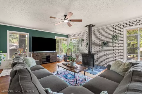 Living - 1405 N 55th Ter, Fort Smith, AR 72904 photo 5 of 5