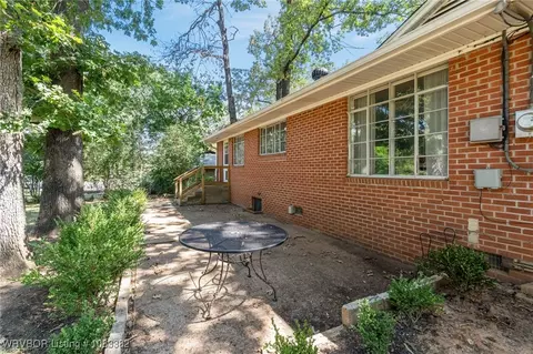 Exterior - 1405 N 55th Ter, Fort Smith, AR 72904 photo 6 of 10