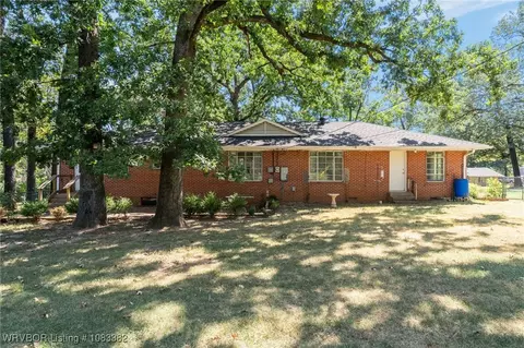 Exterior - 1405 N 55th Ter, Fort Smith, AR 72904 photo 8 of 10