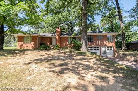 1405 N 55th Ter, Fort Smith, AR 72904