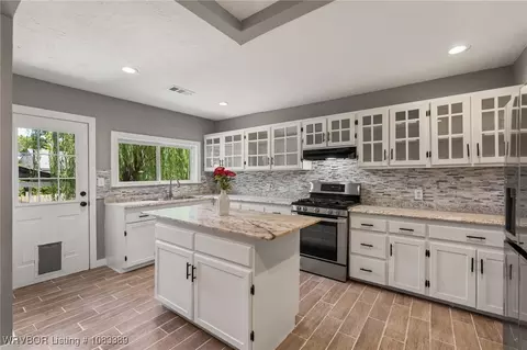 Kitchen - 3907 Victory Cir, Fort Smith, AR 72904 photo 1 of 3
