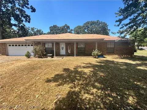 3034 S 58th St, Fort Smith, AR 72903