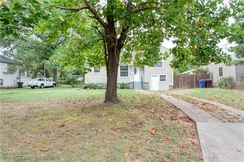 3904 Macarthur Dr, Fort Smith, AR 72904 photo 6
