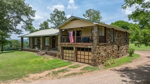 2055 Barber Rd, Booneville, AR 72927