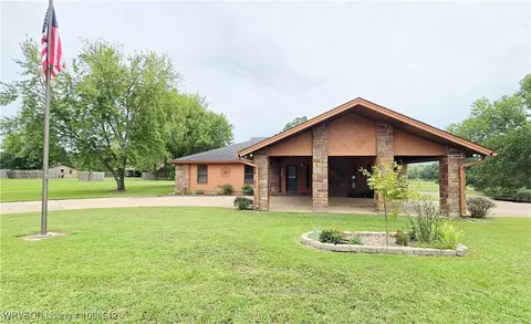 227 Schwartz Dr, Paris, AR 72855