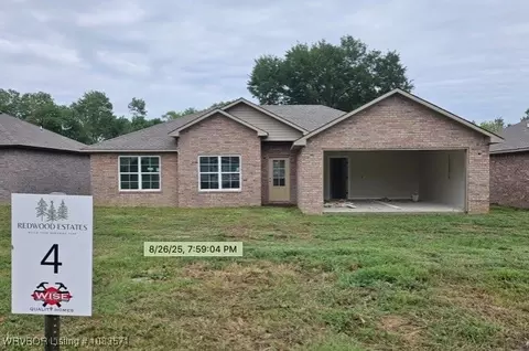402 N Dogwood Ave, Sallisaw, OK 74955