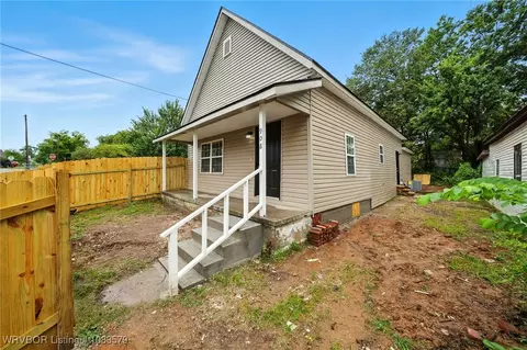 908 S J St, Fort Smith, AR 72901 photo 1