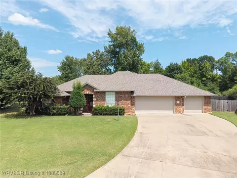 2629 Whitney Ln, Alma, AR 72921
