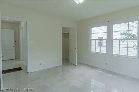 Bedroom - 2105 S R St, Fort Smith, AR 72901 photo 1 of 2