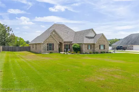 410 Deerwood Dr, Greenwood, AR 72936