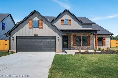3009 Fairway Ln, Fort Smith, AR 72908