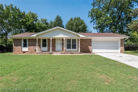 1732 Eastgate Ests, Van Buren, AR 72956
