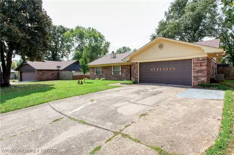 3206 S 64th Cir, Fort Smith, AR 72903 photo 5