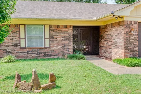 3206 S 64th Cir, Fort Smith, AR 72903 photo 4