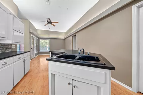 Kitchen - 9705 Muirfield Cir, Fort Smith, AR 72908 photo 5 of 5