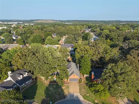 View/Area - 9705 Muirfield Cir, Fort Smith, AR 72908 photo 2 of 2