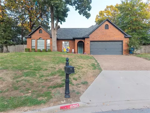 Exterior - 9705 Muirfield Cir, Fort Smith, AR 72908 photo 16 of 17