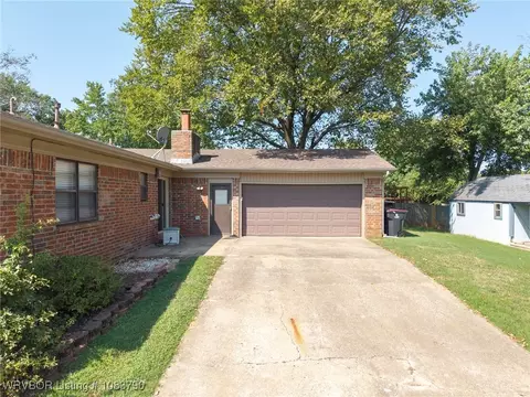 9135 Skypark Dr, Fort Smith, AR 72903 photo 6
