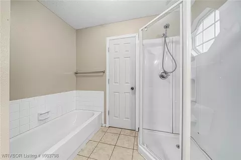Bath - 3509 Coventry Ln, Fort Smith, AR 72908 photo 3 of 4