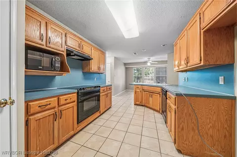 Kitchen - 3509 Coventry Ln, Fort Smith, AR 72908 photo 1 of 3