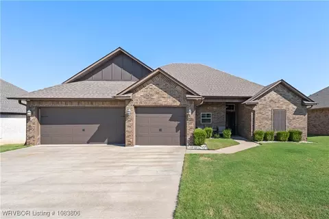 8105 Finches Grove Rd, Fort Smith, AR 72916