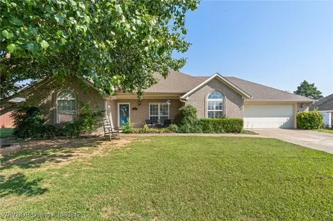 102 Dora Ln, Poteau, OK 74953