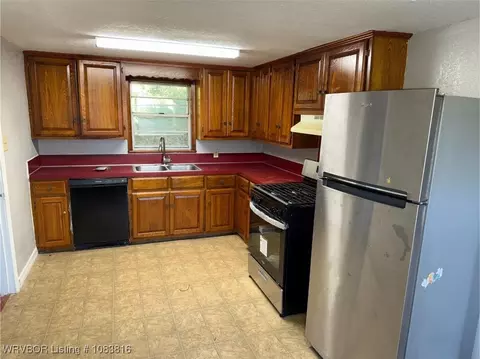 Kitchen - 503 Broadway St, Huntington, AR 72940 photo 1 of 1
