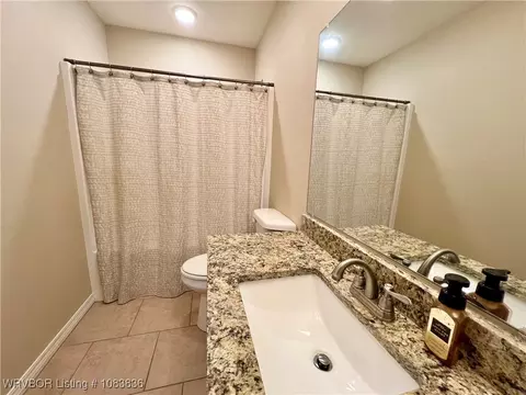 Bath - 930 Mattox Ln, Sallisaw, OK 74955 photo 1 of 1