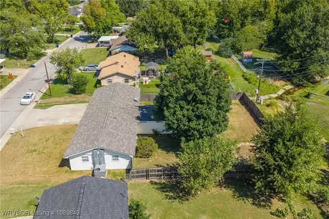 View/Area - 7923 Colony Ln, Fort Smith, AR 72908 photo 20 of 25