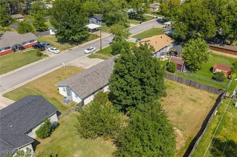 View/Area - 7923 Colony Ln, Fort Smith, AR 72908 photo 5 of 25