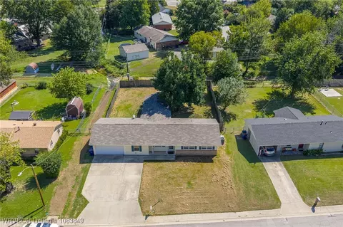 View/Area - 7923 Colony Ln, Fort Smith, AR 72908 photo 12 of 25