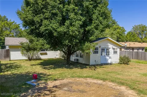 Exterior - 7923 Colony Ln, Fort Smith, AR 72908 photo 17 of 18