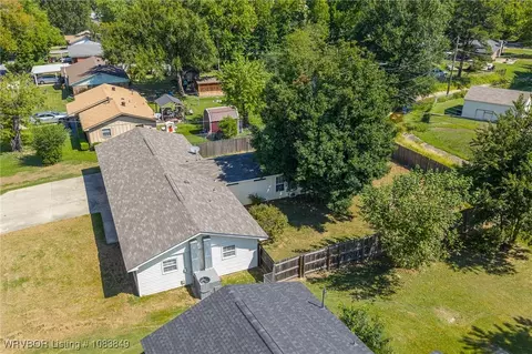 View/Area - 7923 Colony Ln, Fort Smith, AR 72908 photo 4 of 25