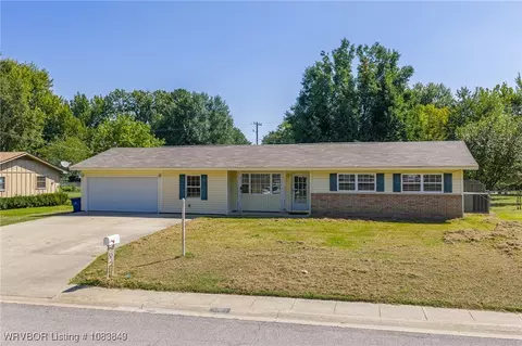 7923 Colony Ln, Fort Smith, AR 72908