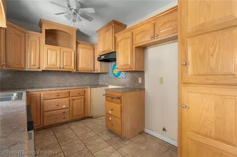 Kitchen - 7923 Colony Ln, Fort Smith, AR 72908 photo 1 of 2