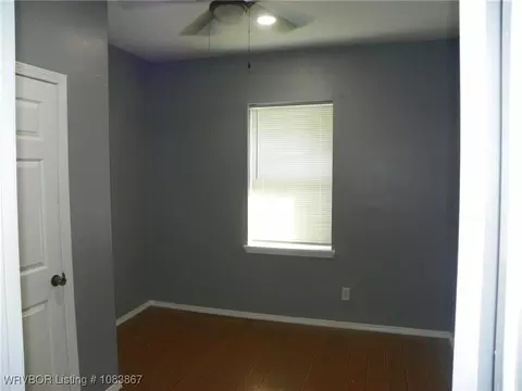 Bedroom - 2203 N 10th St, Fort Smith, AR 72904 photo 2 of 2
