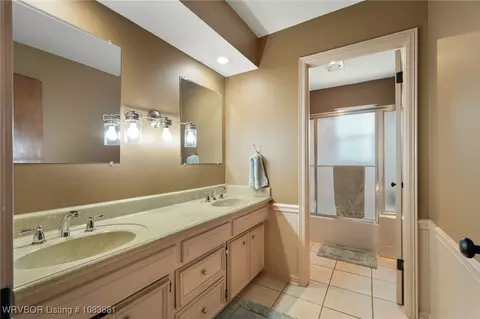Bath - 7024 S U St, Fort Smith, AR 72903 photo 3 of 3