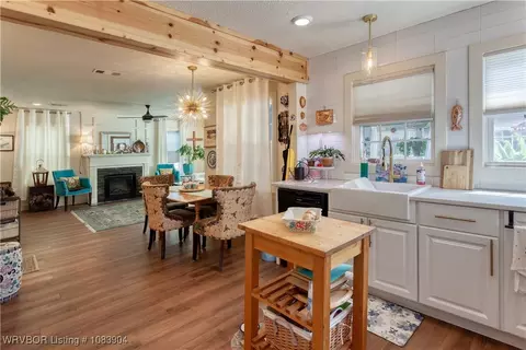 Kitchen - 2215 S V St, Fort Smith, AR 72901 photo 3 of 3