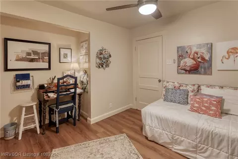 Bedroom - 2215 S V St, Fort Smith, AR 72901 photo 2 of 3