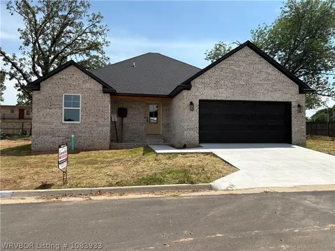 1129 Hunter Dr, Barling, AR 72923